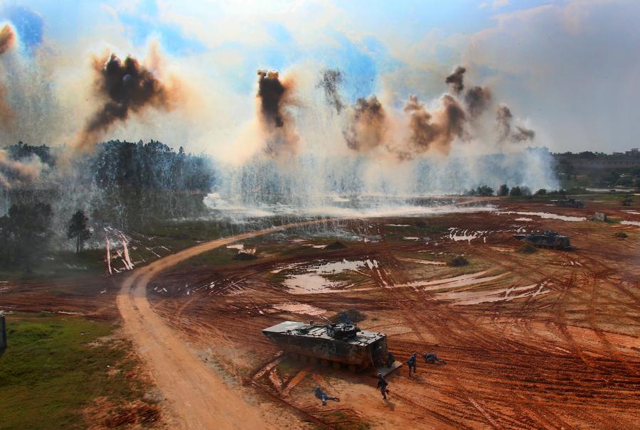 鍛造面向未來的勝戰(zhàn)之師——習主席和中央軍委領(lǐng)導推進軍隊戰(zhàn)斗力建設(shè)紀實