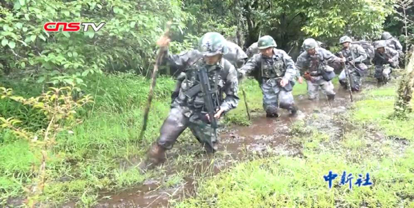 從高山雪原到萬(wàn)里海疆 看中國(guó)軍人“平凡”的一天