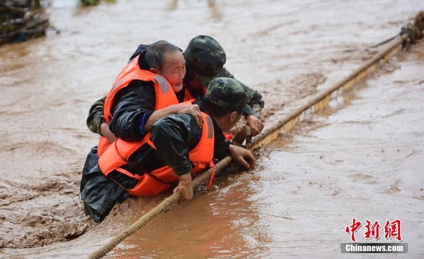 憑什么“軍人優(yōu)先”？就憑這！