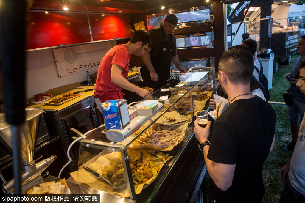 吃貨看這里 意大利米蘭快餐車節(jié)鮮嫩美味來(lái)襲