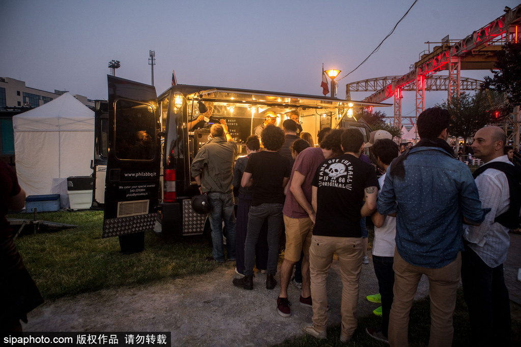 吃貨看這里 意大利米蘭快餐車節(jié)鮮嫩美味來襲