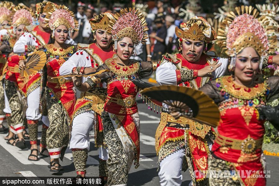 巴厘島藝術(shù)節(jié)開幕游行 讓你領(lǐng)略不一樣的巴厘風(fēng)情