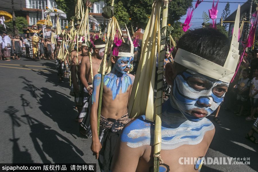 巴厘島藝術(shù)節(jié)開幕游行 讓你領(lǐng)略不一樣的巴厘風(fēng)情