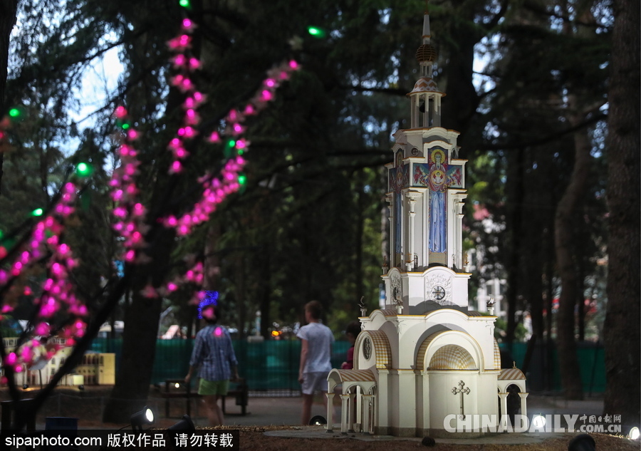 俄羅斯阿盧什塔微縮景觀公園 微型建筑雕塑精美十足