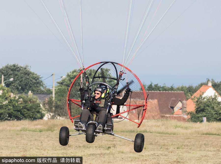 法國研制“飛馬”飛行汽車 成功飛躍英吉利海峽