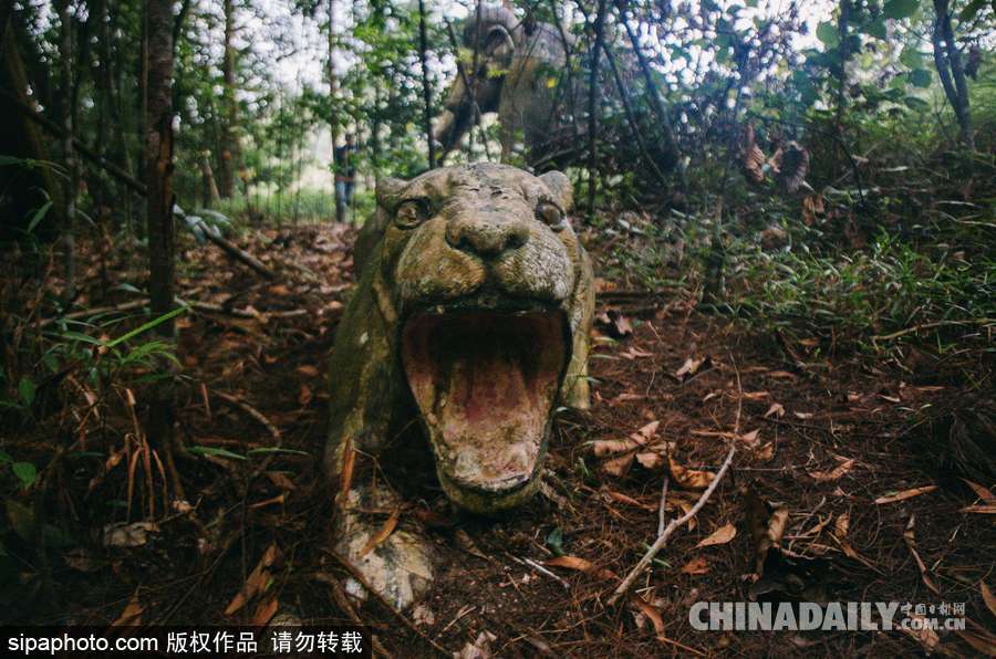 馬來西亞廢棄主題公園 似現(xiàn)實版侏羅紀(jì)公園