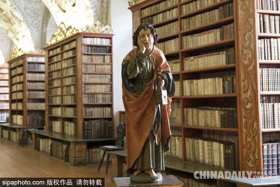 世界最美圖書館之一——斯特拉霍夫修道院