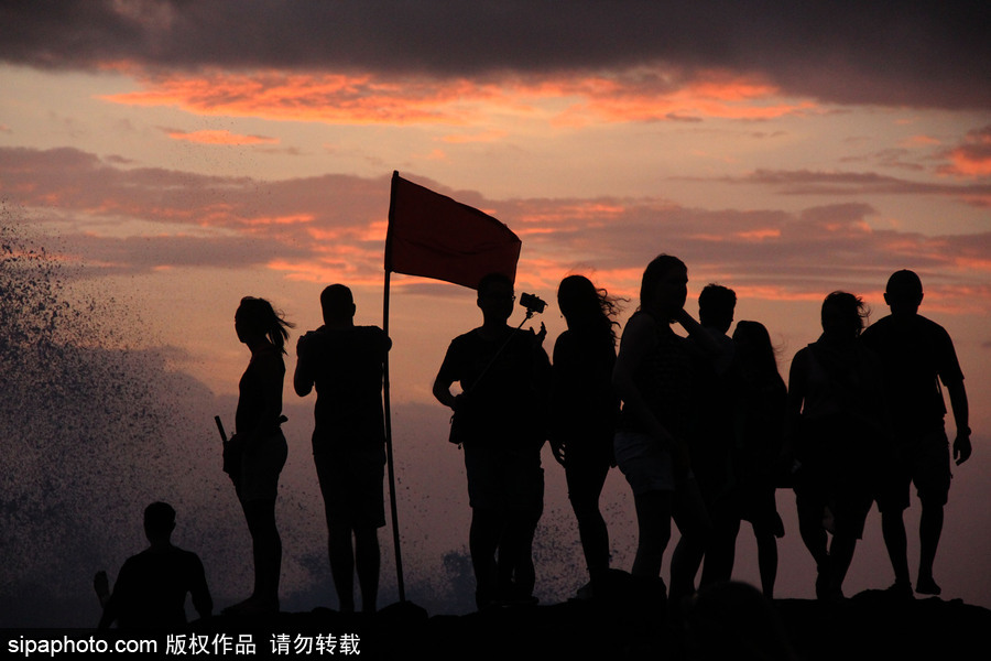 世界最美日落之一 巴厘島海神廟日暮風(fēng)光