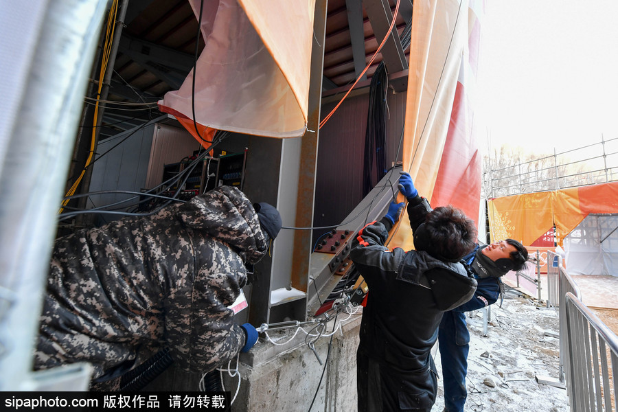 2018平昌冬奧會高山滑雪女子回轉(zhuǎn)：比賽因強風(fēng)延期