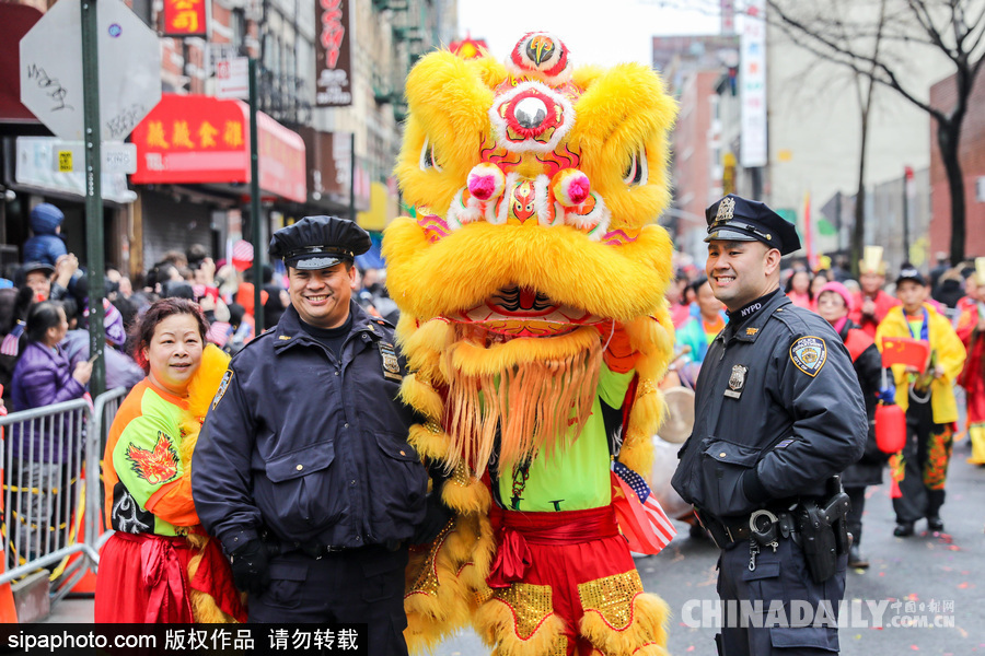 紐約唐人街迎接農(nóng)歷新年 中國傳統(tǒng)元素濃郁