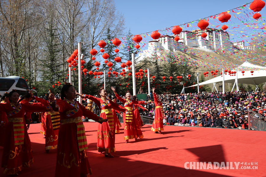 西藏各族各界隆重慶祝“百萬農(nóng)奴解放紀(jì)念日”