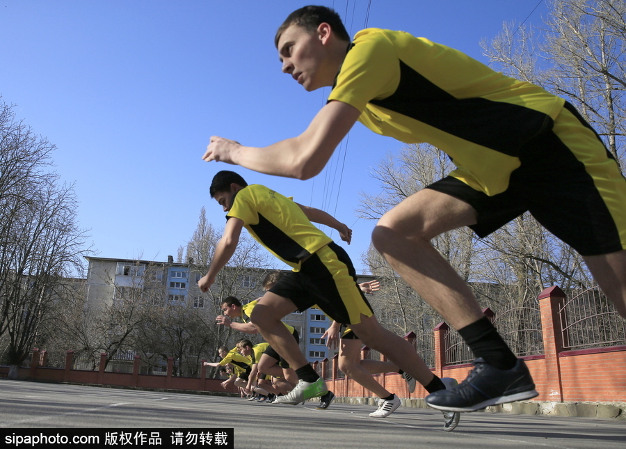 揭秘戰(zhàn)斗民族未來(lái)“警察”生活 走進(jìn)尼古拉斯二世少年警官學(xué)校