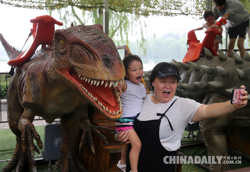 北京陶然亭公園舉辦恐龍文化展