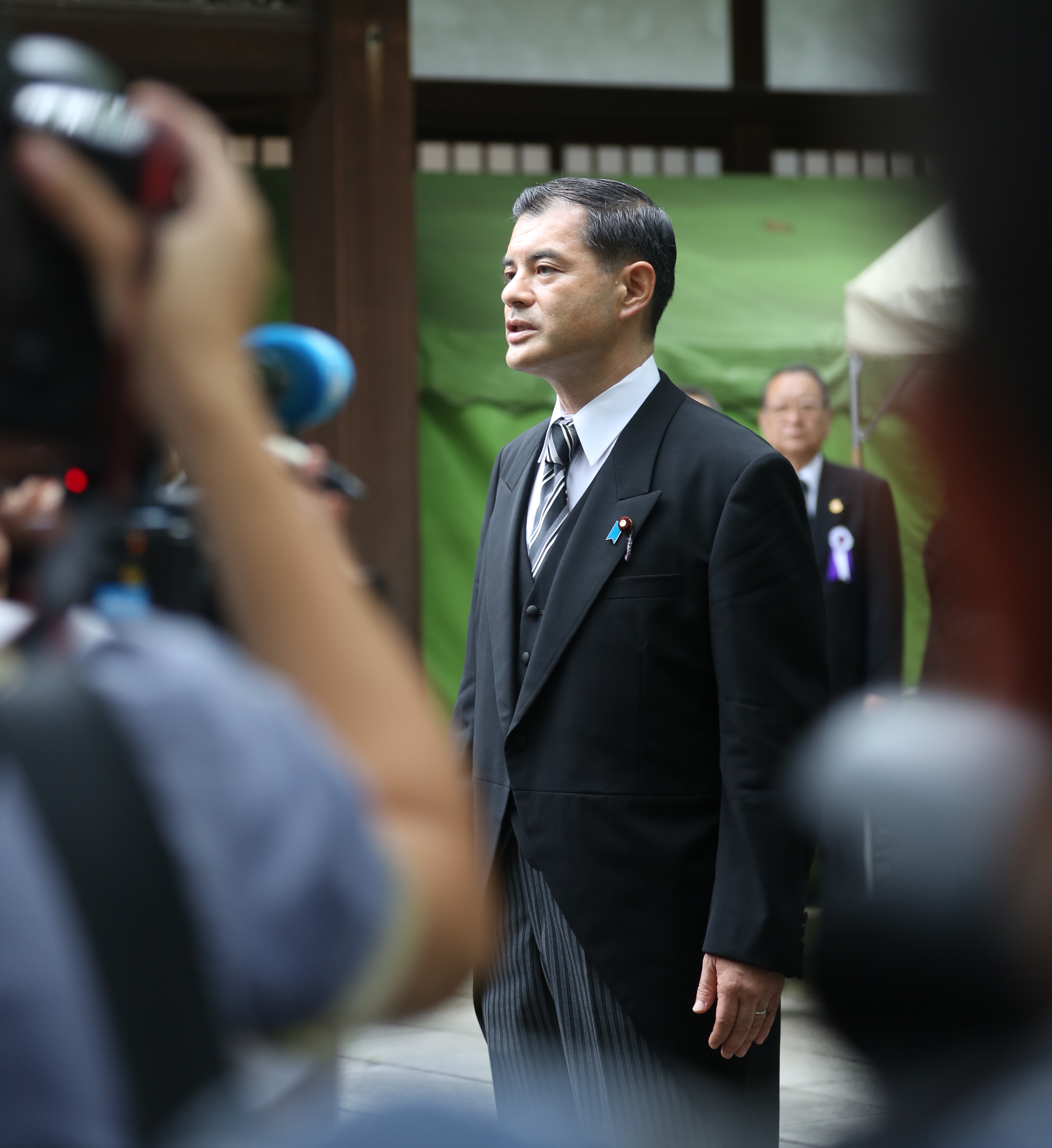 日本首相安倍晉三向靖國神社獻(xiàn)祭祀費